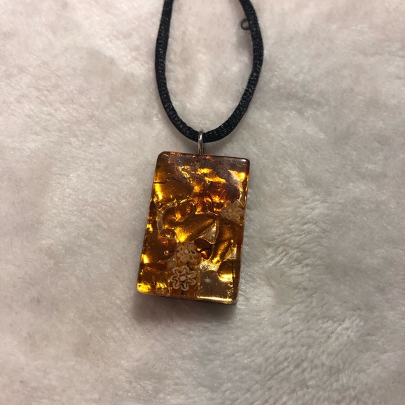 Murano golden glass millefiori rectangular pendant rattail cord - Picture 2 of 7